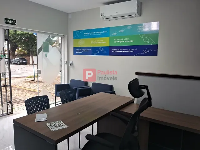 Sobrado com 140m², para alugar, no bairro Parque Colonial em São Paulo