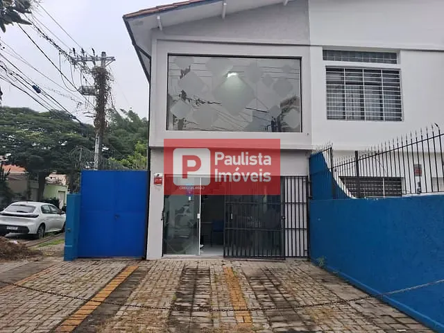 Sobrado com 140m², para alugar, no bairro Parque Colonial em São Paulo
