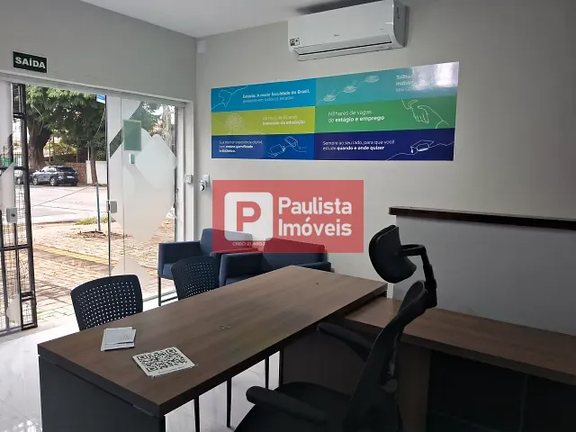 Sobrado com 140m², para alugar, no bairro Parque Colonial em São Paulo