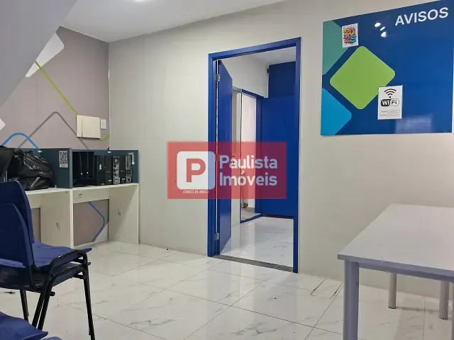 Sobrado com 140m², para alugar, no bairro Parque Colonial em São Paulo