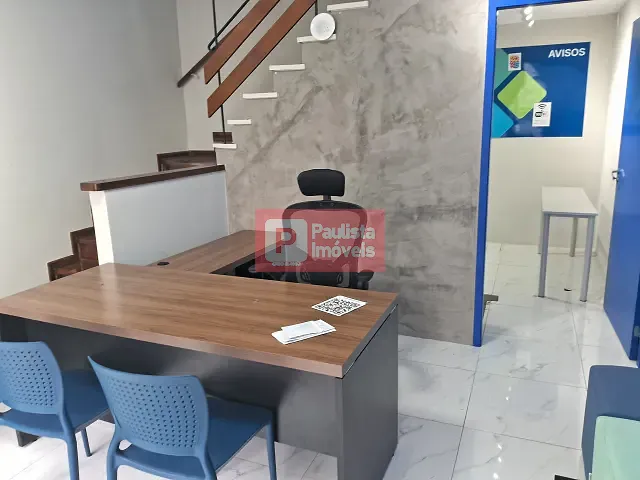 Sobrado com 140m², para alugar, no bairro Parque Colonial em São Paulo
