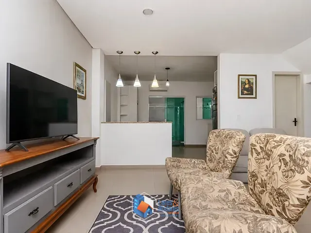 Sobrado com 98m² 3 quartos e 3 banheiros, à venda, no bairro Santa Regina em Camboriú