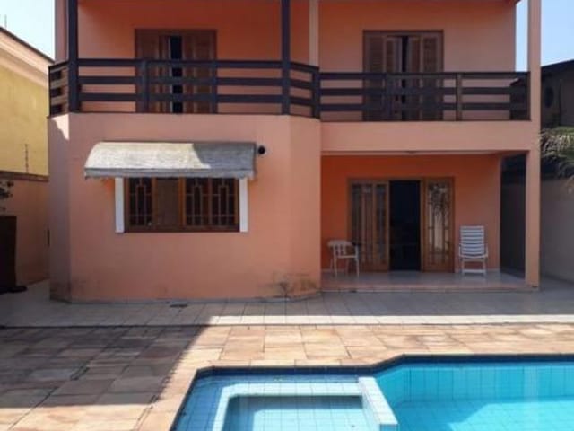 Sobrado com 456m² 4 quartos e 5 banheiros, à venda, no bairro Adalgisa em Osasco