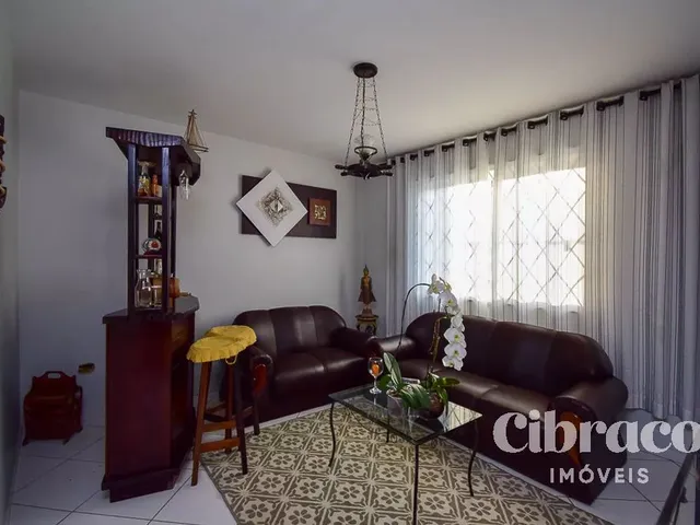 Sobrado 3 quartos e 3 banheiros, à venda, no bairro Pedro Moro em São José Dos Pinhais