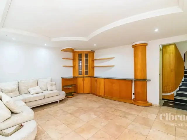 Sobrado 4 quartos e 5 banheiros, para alugar, no bairro Uberaba em Curitiba
