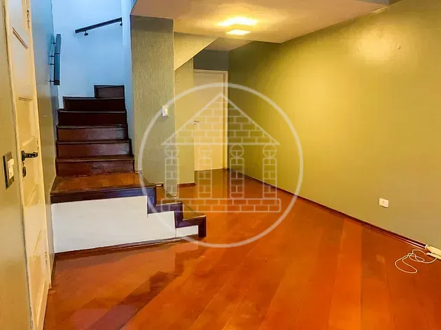 Sobrado com 125m² 4 quartos e 2 banheiros, à venda, no bairro Jordanopolis em São Paulo