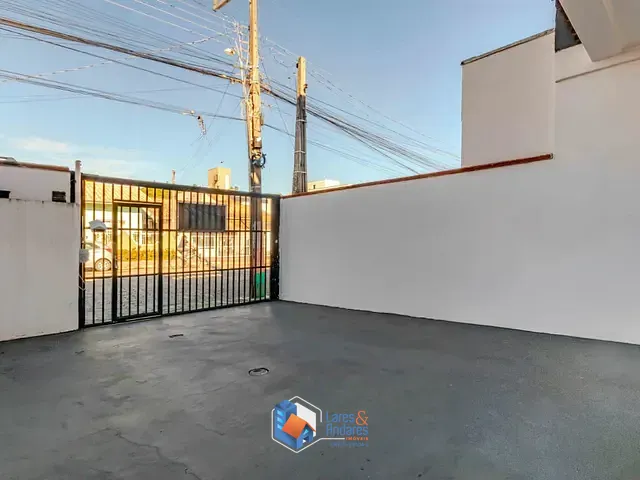 Sobrado com 118m² 3 quartos e 4 banheiros, à venda, no bairro Santa Regina em Camboriú