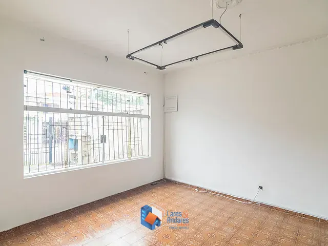 Sobrado com 210m² 3 quartos e 3 banheiros, à venda, no bairro Vila Scarpelli em Santo André