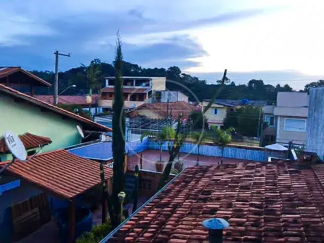 Sobrado com 250m² 3 quartos e 5 banheiros, à venda, no bairro Jardim do Engenho em Cotia