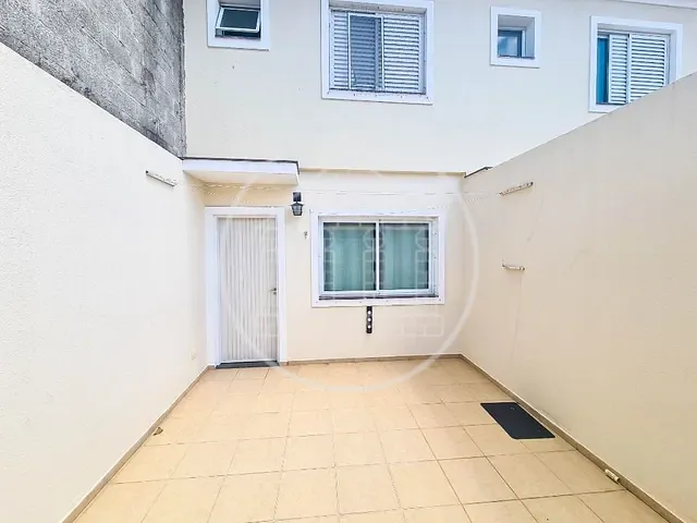 Sobrado com 250m² 3 quartos e 1 banheiro, à venda, no bairro Vila Romano em São Paulo