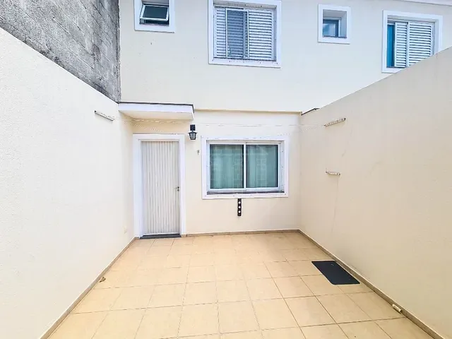 Sobrado com 250m² 3 quartos e 1 banheiro, à venda, no bairro Vila Romano em São Paulo