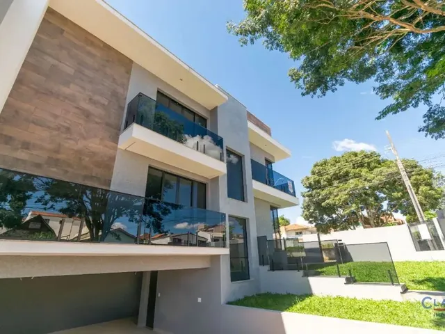 Sobrado 3 quartos e 2 banheiros, à venda, no bairro CENTRO em Campo Largo