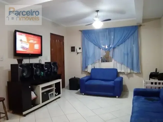 Casa 2 quartos e 3 banheiros, à venda, no bairro ITAQUERA em São Paulo