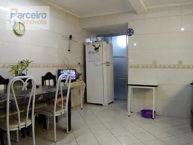Casa 2 quartos e 3 banheiros, à venda, no bairro ITAQUERA em São Paulo