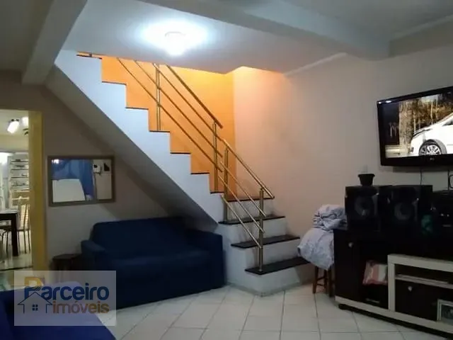 Casa 2 quartos e 3 banheiros, à venda, no bairro ITAQUERA em São Paulo