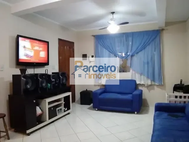 Casa 2 quartos e 3 banheiros, à venda, no bairro ITAQUERA em São Paulo