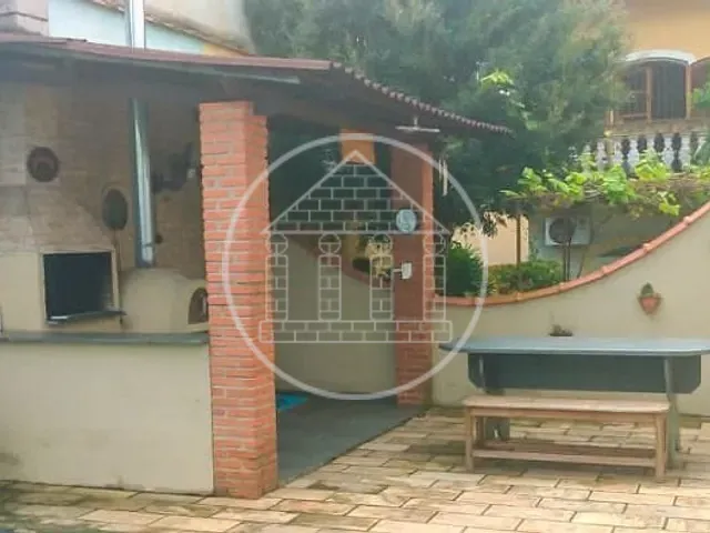Sobrado com 498m² 4 quartos e 4 banheiros, à venda, no bairro Jardim Kioto em São Paulo