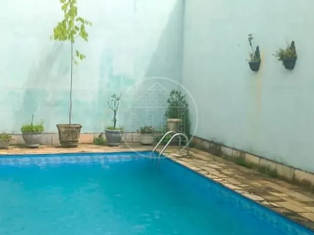 Sobrado com 498m² 4 quartos e 4 banheiros, à venda, no bairro Jardim Kioto em São Paulo