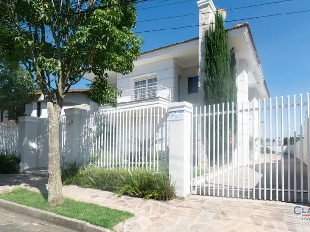 Sobrado 4 quartos e 7 banheiros, à venda, no bairro VILA BANCARIA em Campo Largo