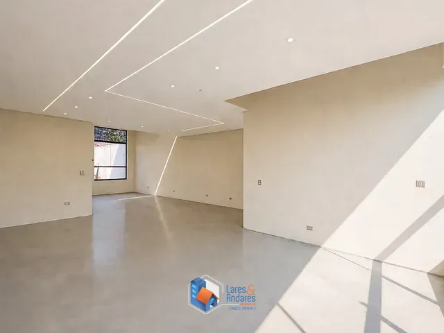 Sobrado com 275m² 3 quartos e 5 banheiros, à venda, no bairro Pastoril em Ribeirão Pires