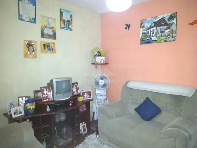 Sobrado com 332m², à venda, no bairro Jardim Miranda D'Aviz em Mauá