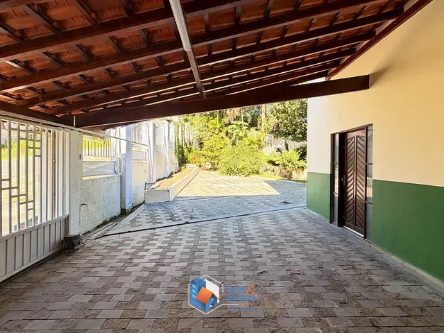 Sobrado com 353m² 3 quartos e 2 banheiros, à venda, no bairro Suíssa em Ribeirão Pires