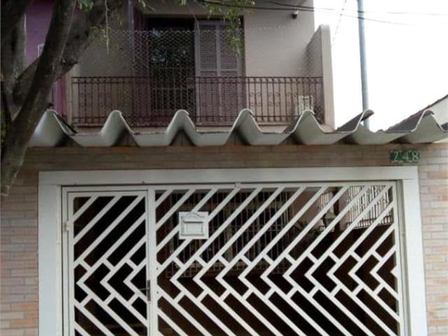 Sobrado com 130m² 2 quartos e 2 banheiros, à venda, no bairro Vila Cordeiro em São Paulo