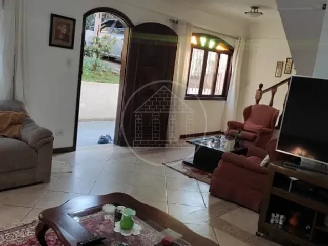 Sobrado com 340m² 6 quartos e 3 banheiros, à venda, no bairro Pedreira em São Paulo