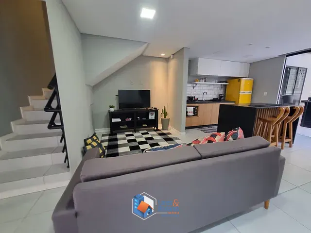 Sobrado com 68219m² 2 quartos e 1 banheiro, à venda, no bairro Nações em Balneário Camboriú