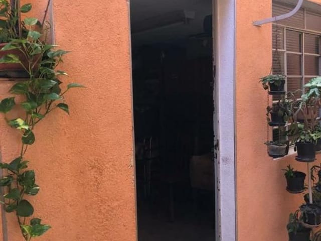 Sobrado com 200m² 3 quartos e 2 banheiros, à venda, no bairro Veloso em Osasco