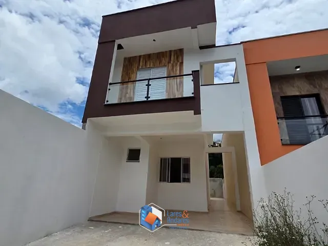 Sobrado com 125m² 3 quartos e 3 banheiros, à venda, no bairro Parque Rizzo em Cotia