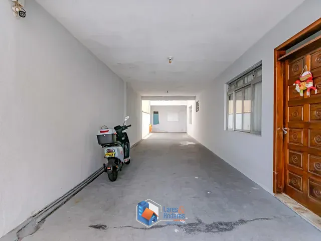 Sobrado com 383m² 3 quartos e 3 banheiros, à venda, no bairro Nações em Balneário Camboriú