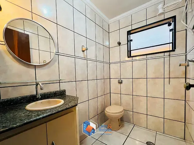 Sobrado com 143m² 2 quartos e 2 banheiros, à venda, no bairro Jardim São Jorge do Guapituba em Mauá