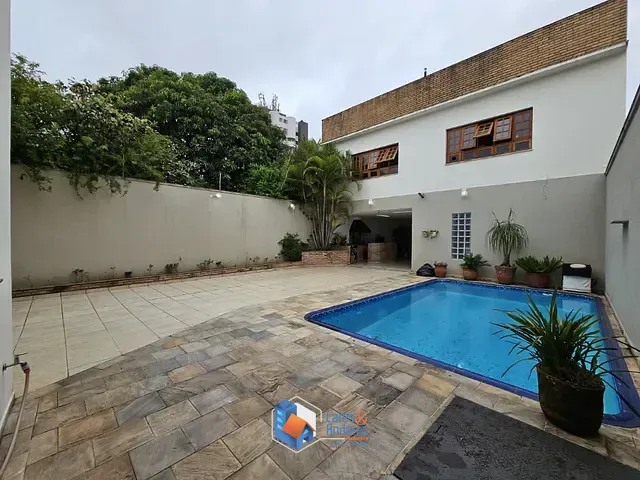 Sobrado com 440m² 4 quartos e 5 banheiros, à venda, no bairro Jardim Carlu em São Paulo