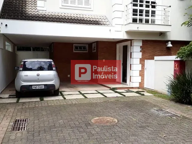 Sobrado com 300m² 4 quartos e 6 banheiros, à venda, no bairro Jardim Petrópolis em São Paulo
