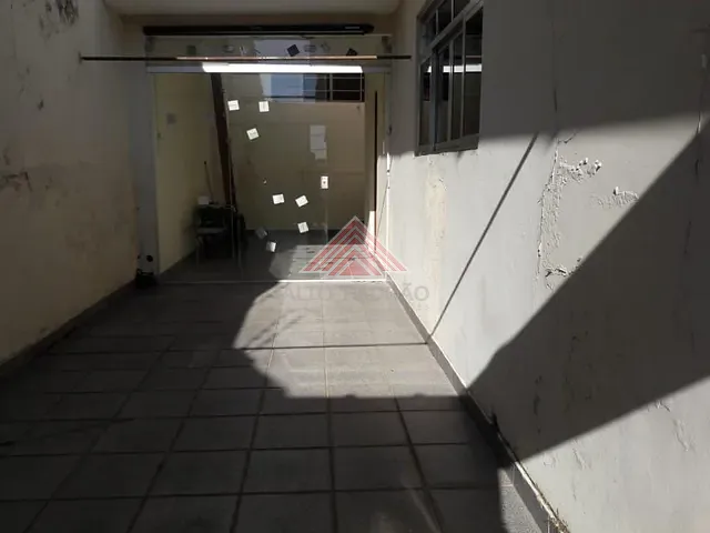 Sobrado com 250m² 2 quartos e 2 banheiros, à venda, no bairro Matriz em Mauá