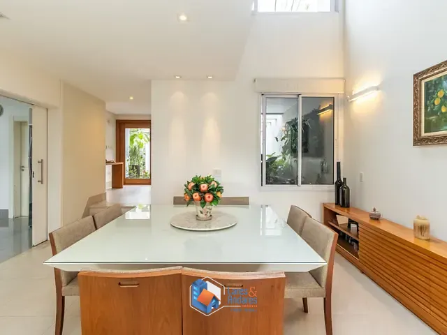 Sobrado com 357m² 3 quartos e 6 banheiros, à venda, no bairro Jardim Franca em São Paulo