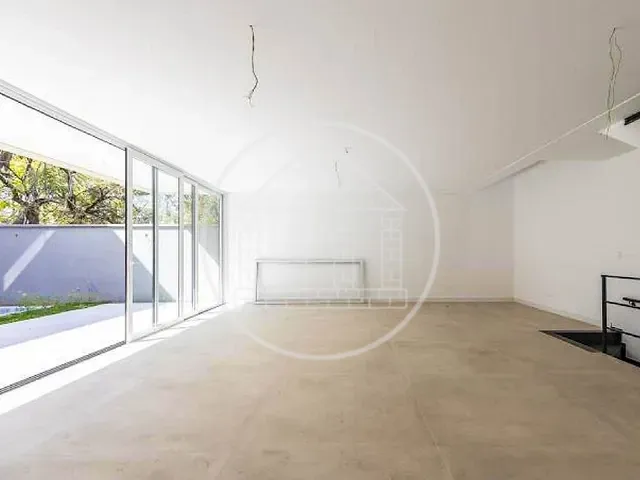 Sobrado com 531m² 4 quartos e 5 banheiros, à venda, no bairro Jardim Cordeiro em São Paulo