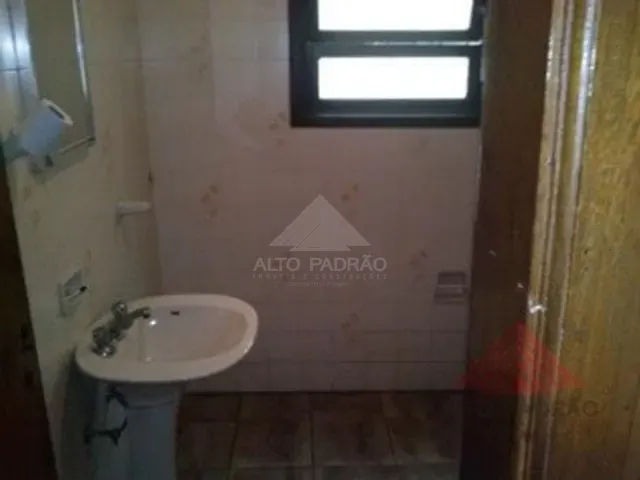 Sobrado 3 quartos e 1 banheiro, à venda, no bairro Parque São Vicente em Mauá