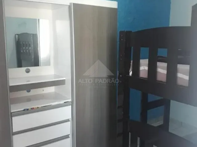 Sobrado com 175m² 3 quartos e 2 banheiros, à venda, no bairro Jardim Aracy em Mauá
