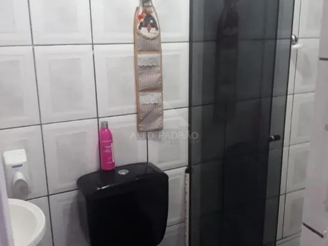 Sobrado com 175m² 3 quartos e 2 banheiros, à venda, no bairro Jardim Aracy em Mauá
