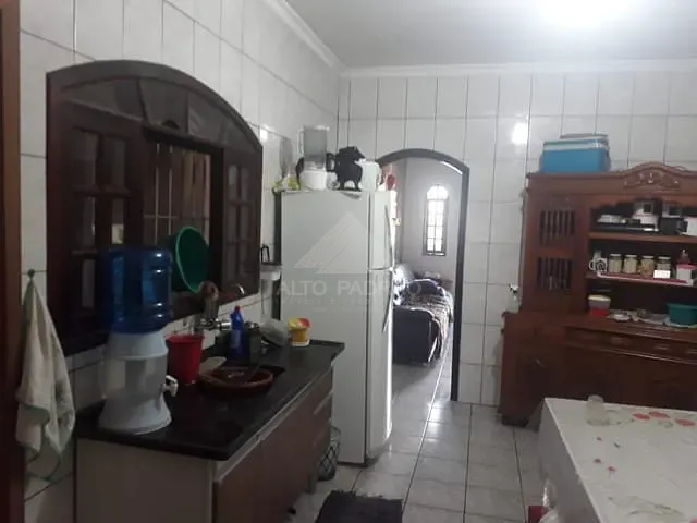 Sobrado com 175m² 3 quartos e 2 banheiros, à venda, no bairro Jardim Aracy em Mauá