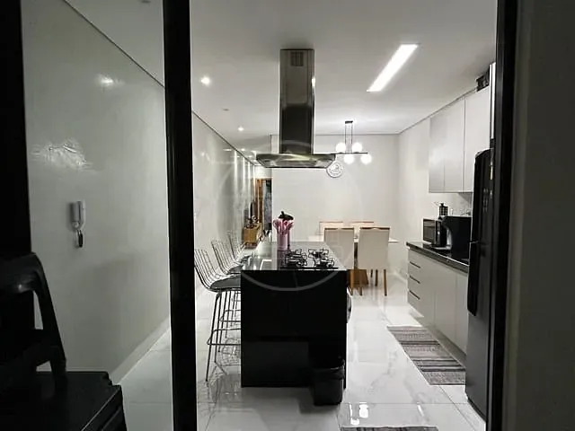 Sobrado com 91m² 3 quartos e 1 banheiro, à venda ou para alugar, no bairro Jardim Jua em São Paulo