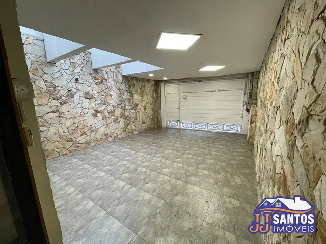 Sobrado 3 quartos e 2 banheiros, à venda, no bairro Quinta da Paineira em São Paulo