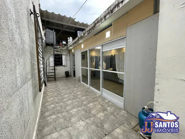 Sobrado 3 quartos e 2 banheiros, à venda, no bairro Quinta da Paineira em São Paulo