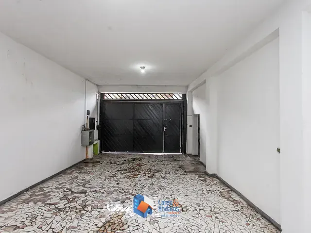Sobrado com 310m² 3 quartos e 4 banheiros, à venda, no bairro Vila Pereira Cerca em São Paulo