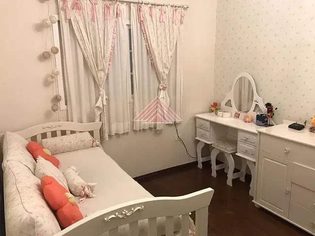 Sobrado com 204m² 2 quartos e 1 banheiro, à venda, no bairro Parque São Vicente em Mauá
