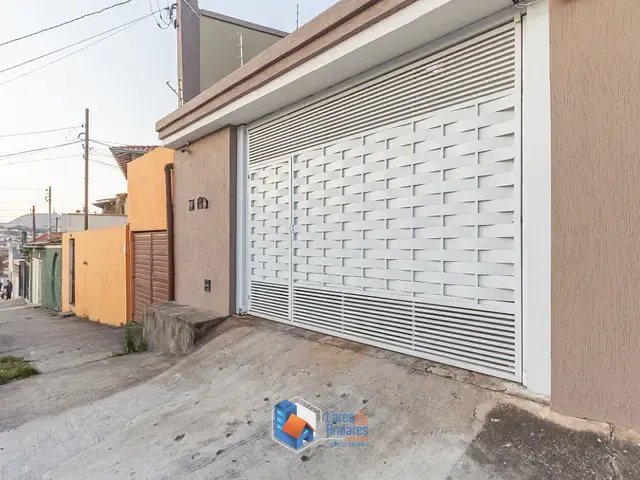 Sobrado com 250m² 4 quartos e 6 banheiros, à venda, no bairro Vila Mangalot em São Paulo