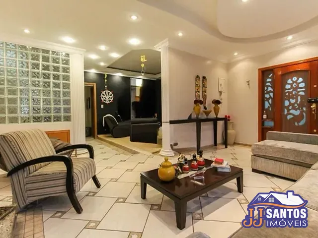 Sobrado com 316m² 4 quartos e 8 banheiros, à venda, no bairro Vila Prudente em São Paulo