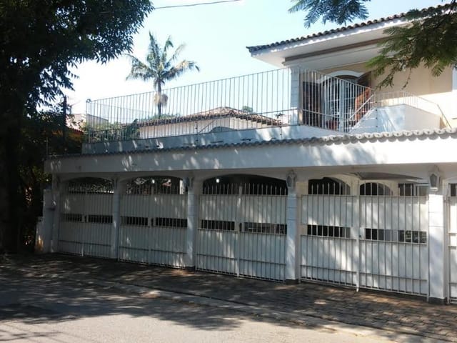 Sobrado com 465m² 4 quartos e 6 banheiros, à venda, no bairro Jardim Morumbi em São Paulo